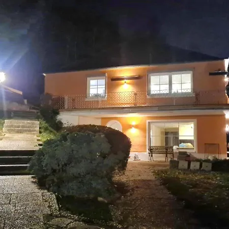 Apartment Maxi-appartement Zum Gechillten Hirsch Og *